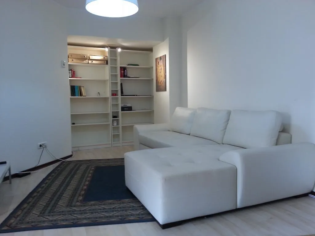 Apartment 3 Rooms Elegant 부쿠레슈티