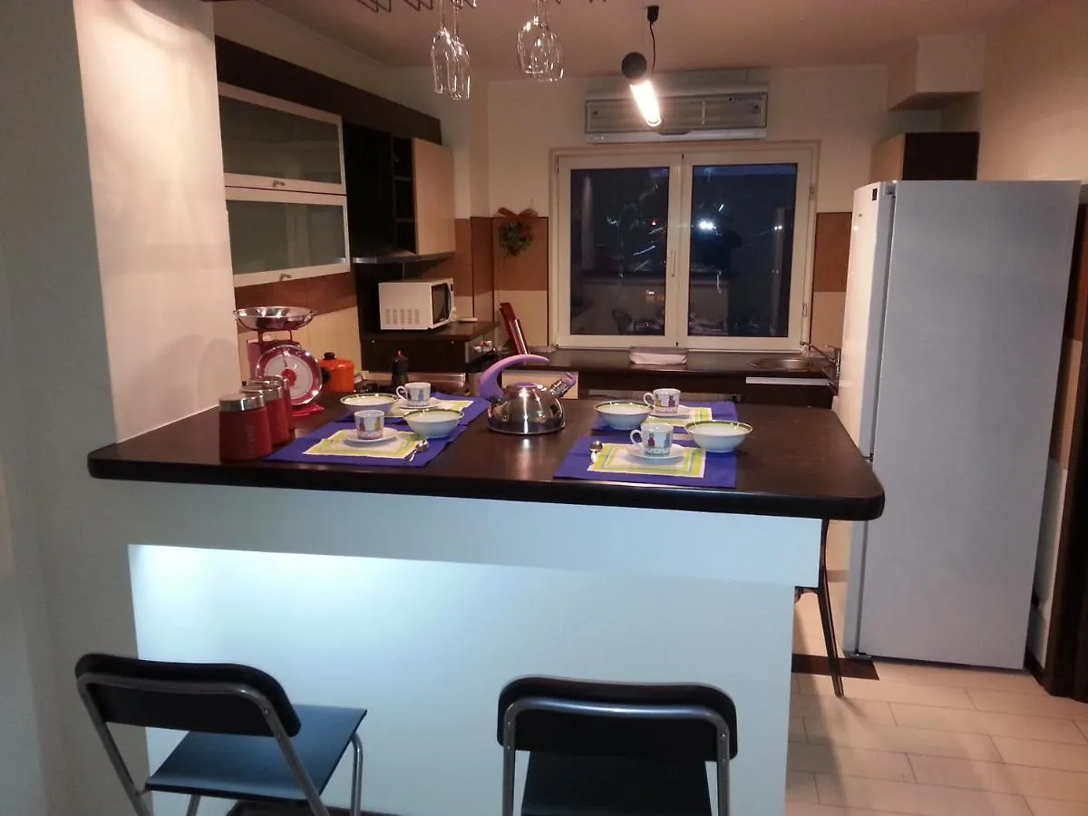 Apartment 3 Rooms Elegant Bucharest