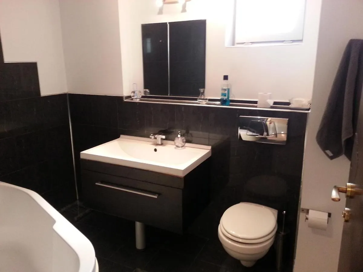 Apartment 3 Rooms Elegant Bucharest